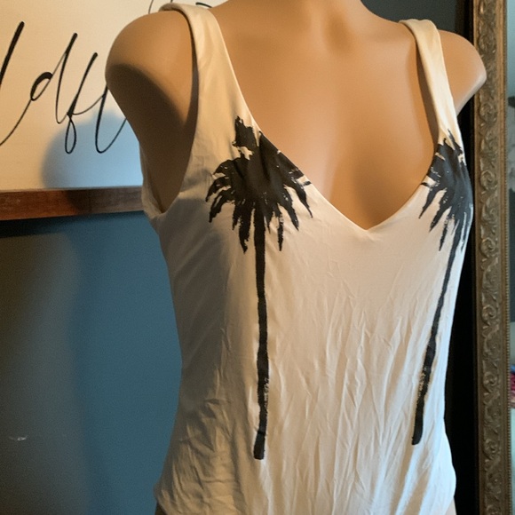 BOYS + ARROWS one piece - Picture 6 of 12